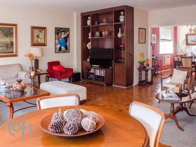Apartamento à venda em Laranjeiras com 348 m², 4 quartos, 2 suítes, 1 vaga