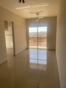 Apartamento com 2 Quartos e 2 banheiros para Alugar, 65 m² por R$ 2.000/Mês