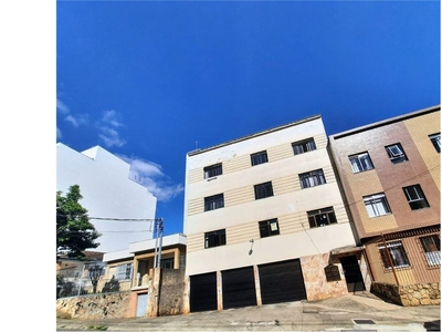 Apartamento em Bom Pastor, Juiz de Fora/MG de 106m² 3 quartos para locação R$ 850,00/mes