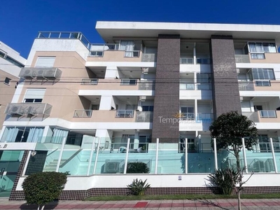 Apartamento em prédio com piscina, praia de Canasvieiras