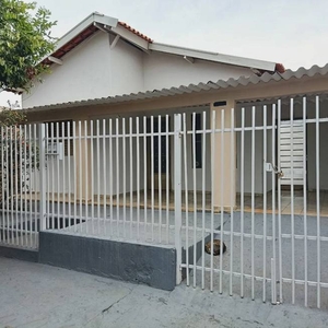 Casa com 4 Quartos e 1 banheiro à Venda, 120 m² por R$ 180.000