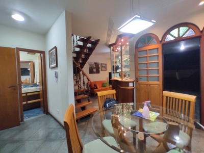 Casa em Camboinhas, Niterói/RJ de 155m² 3 quartos para locação R$ 4.000,00/mes
