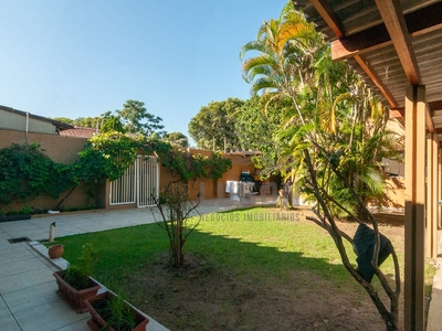 Casa em Morada de Camburi, Vitória/ES de 216m² 3 quartos à venda por R$ 1.799.000,00 ou para locação R$ 5.750,00/mes