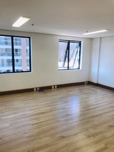 Sala em Centro, Bauru/SP de 30m² à venda por R$ 200.000,00 ou para locação R$ 600,00/mes