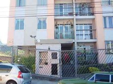 Apartamento com 3 quartos para alugar no bairro Carlos Prates, 79m²