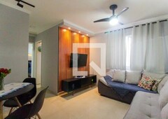 APARTAMENTO no 15º andar com 2 dormitórios e 1 garagem