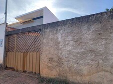 Casa com 2 quartos à venda no bairro Residencial Boa Vista, 81m²