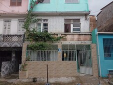 Casa para aluguel e venda tem 80 metros quadrados com 3 quartos em Vila Ruy Barbosa - Salv
