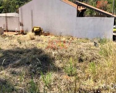 TERRENO DE ESQUINA A VENDA NO JARDIM MARINGÁ COM 460 METROS, MUITO BEM LOCALIZADO E JÁ COM