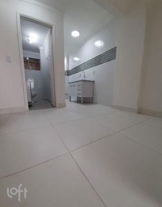 Apartamento à venda em Bela Vista com 61 m², 2 quartos, 1 vaga