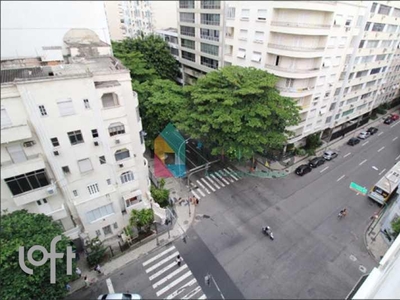 Apartamento à venda em Copacabana com 30 m²