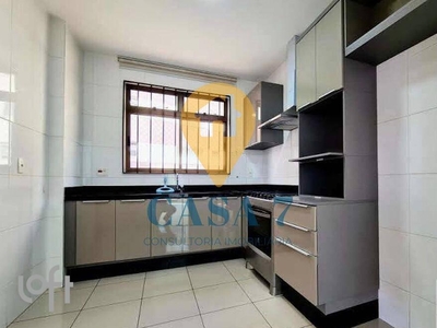 Apartamento à venda em Cruzeiro com 140 m², 4 quartos, 1 suíte
