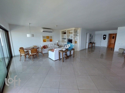 Apartamento à venda em Ipanema com 260 m², 4 quartos, 1 suíte, 2 vagas