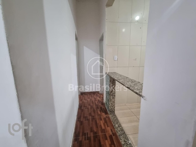 Apartamento à venda em Jacarezinho com 75 m², 3 quartos