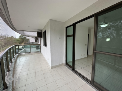Apartamento à venda em Recreio dos Bandeirantes com 72 m², 2 quartos, 1 suíte, 1 vaga