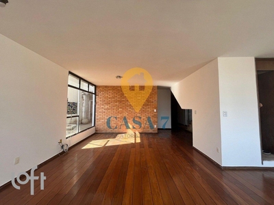 Apartamento à venda em Santa Lúcia com 303 m², 4 quartos, 1 suíte, 2 vagas