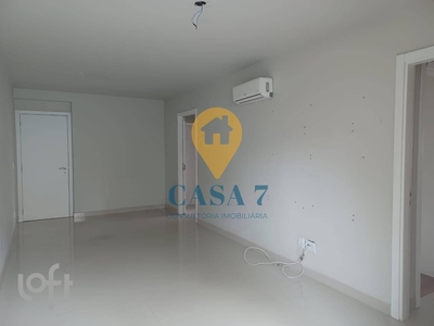 Apartamento à venda em Savassi com 80 m², 3 quartos, 1 suíte