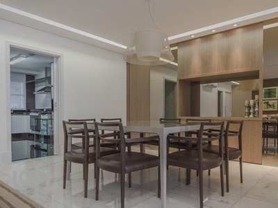 Apartamento à venda em Sion com 178 m², 4 quartos, 2 suítes, 4 vagas
