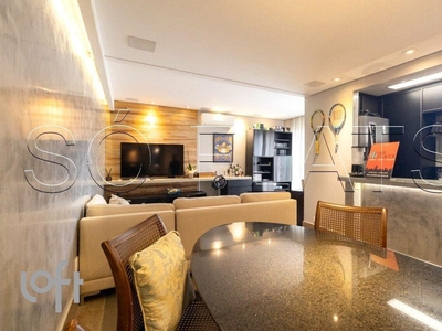Apartamento à venda em Vila Olímpia com 75 m², 1 quarto, 1 suíte, 1 vaga