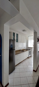 Apartamento em Areias, São José/SC de 65m² 3 quartos à venda por R$ 339.000,00