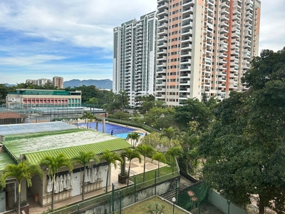 Apartamento em Barra da Tijuca, Rio de Janeiro/RJ de 73m² 2 quartos à venda por R$ 749.000,00