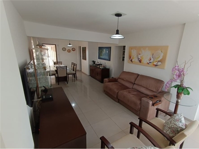 Apartamento em Boa Viagem, Recife/PE de 90m² 3 quartos à venda por R$ 374.000,00