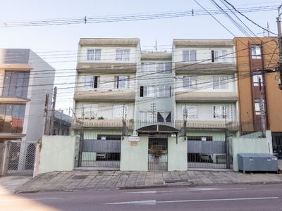 Apartamento em Capão Raso, Curitiba/PR de 49m² 2 quartos à venda por R$ 234.000,00
