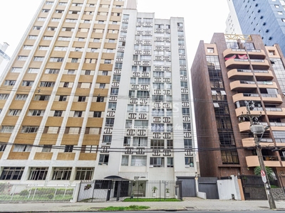 Apartamento em Centro, Curitiba/PR de 42m² 1 quartos à venda por R$ 314.000,00
