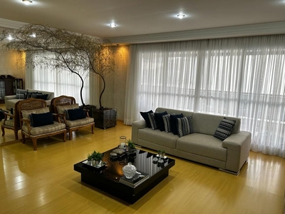 Apartamento em Centro, Londrina/PR de 206m² 3 quartos à venda por R$ 1.299.000,00