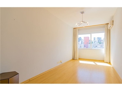 Apartamento em Rio Branco, Porto Alegre/RS de 93m² 2 quartos à venda por R$ 498.000,00