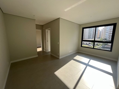 Apartamento em Santa Rosa, Londrina/PR de 62m² 2 quartos para locação R$ 2.500,00/mes