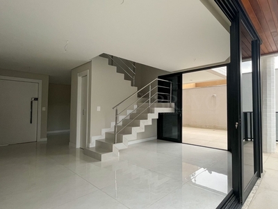 Apartamento em Silveira da Motta, São José dos Pinhais/PR de 180m² 3 quartos à venda por R$ 1.069.000,00