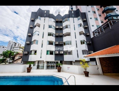 Apartamento no Bairro Centro em Blumenau com 3 Dormitórios (1 suíte) e 108 m²