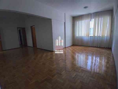 Apartamento para alugar no bairro Centro, 143m²