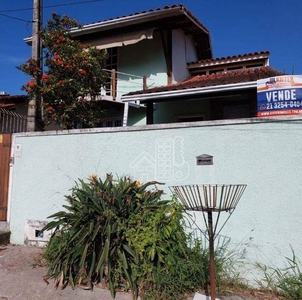 Casa em Badu, Niterói/RJ de 100m² 3 quartos à venda por R$ 449.000,00