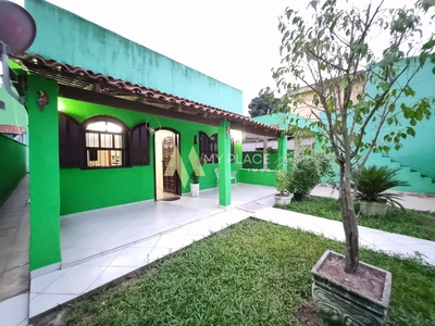 Casa em Boa Vista, São Gonçalo/RJ de 211m² 3 quartos à venda por R$ 299.000,00