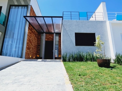 Casa em Caguassu, Sorocaba/SP de 104m² 3 quartos à venda por R$ 658.000,00