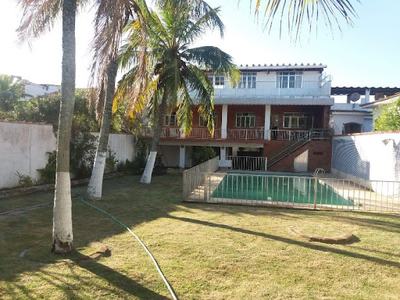 Casa em Centro, Maricá/RJ de 468m² 5 quartos à venda por R$ 899.000,00