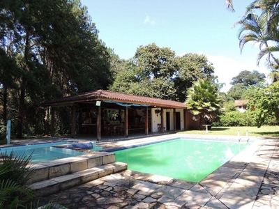 Casa em Condomínio Jardim das Palmeiras, Bragança Paulista/SP de 1800m² 5 quartos à venda por R$ 1.199.000,00