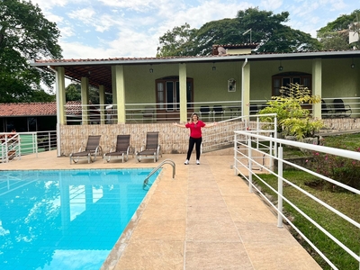 Casa em Condomínio Nossa Fazenda, Esmeraldas/MG de 300m² 4 quartos à venda por R$ 1.259.000,00
