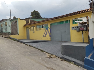Casa em Flores, Manaus/AM de 220m² 4 quartos à venda por R$ 319.000,00