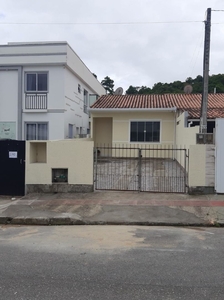Casa em Forquilhas, São José/SC de 56m² 2 quartos à venda por R$ 249.000,00 ou para locação R$ 1.450,00/mes