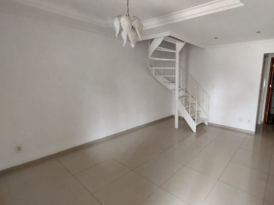 Casa em Galo Branco, São Gonçalo/RJ de 65m² 2 quartos à venda por R$ 298.000,00