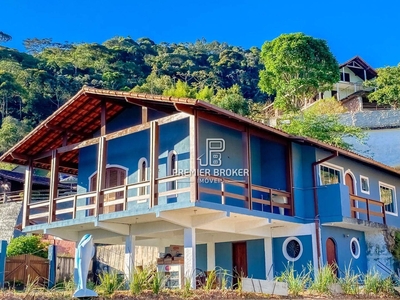 Casa em Golfe, Teresópolis/RJ de 196m² 3 quartos à venda por R$ 979.000,00 ou para locação R$ 4.000,00/mes