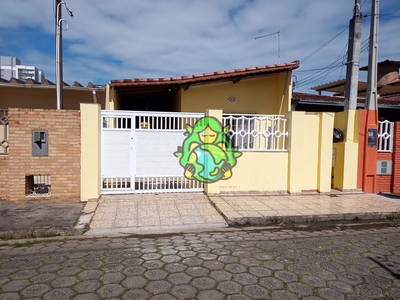 Casa em Indaiá, Caraguatatuba/SP de 175m² 2 quartos à venda por R$ 429.000,00