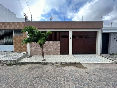 Casa em Indianópolis, Caruaru/PE de 0m² 3 quartos à venda por R$ 449.000,00