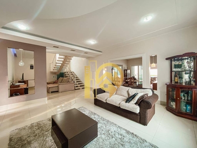 Casa em Jardim Altos de Santana II, Jacareí/SP de 400m² 4 quartos à venda por R$ 2.119.000,00