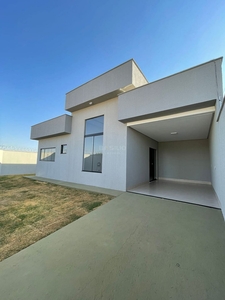 Casa em Jardim dos Girassóis, Aparecida de Goiânia/GO de 112m² 3 quartos à venda por R$ 399.000,00