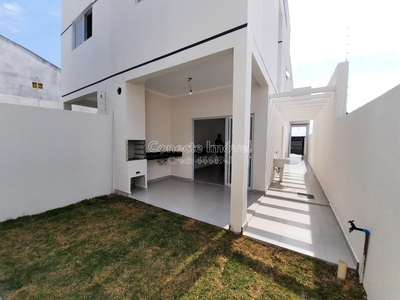 Casa em Jardim Europa, Jaguariúna/SP de 122m² 3 quartos à venda por R$ 469.000,00