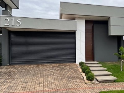 Casa em Loteamento Pousada dos Pássaros, Dourados/MS de 149m² 3 quartos à venda por R$ 1.249.000,00